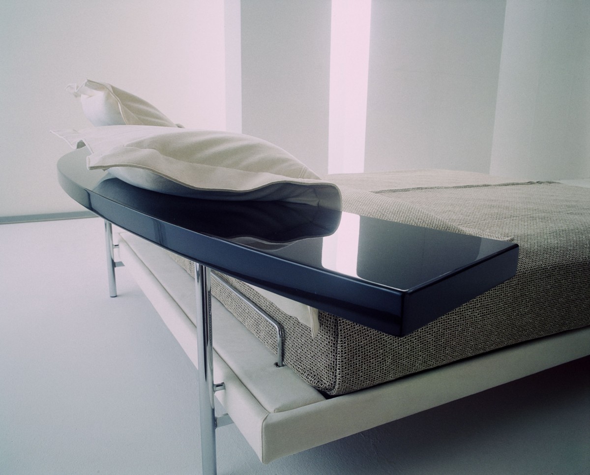 saporiti-italia_avedon-bed_01-Avedon-Bed-3-1-1200x966