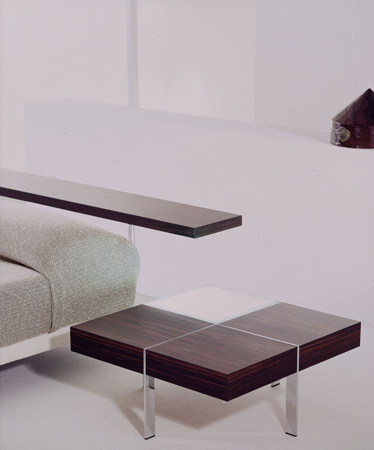 saporiti-italia_avedon-bed_01-Avedon-Bed-4-1200x1444