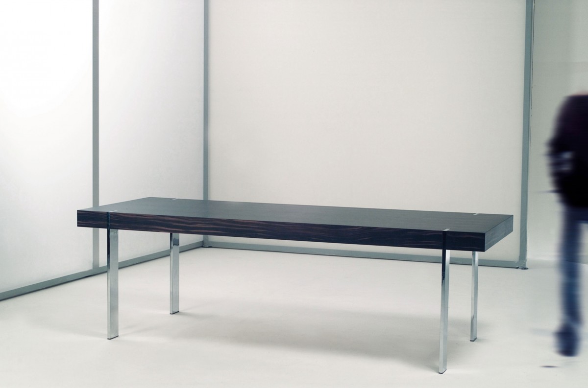 saporiti-italia_avedon-table_03-Avedon-Table-1-1200x793