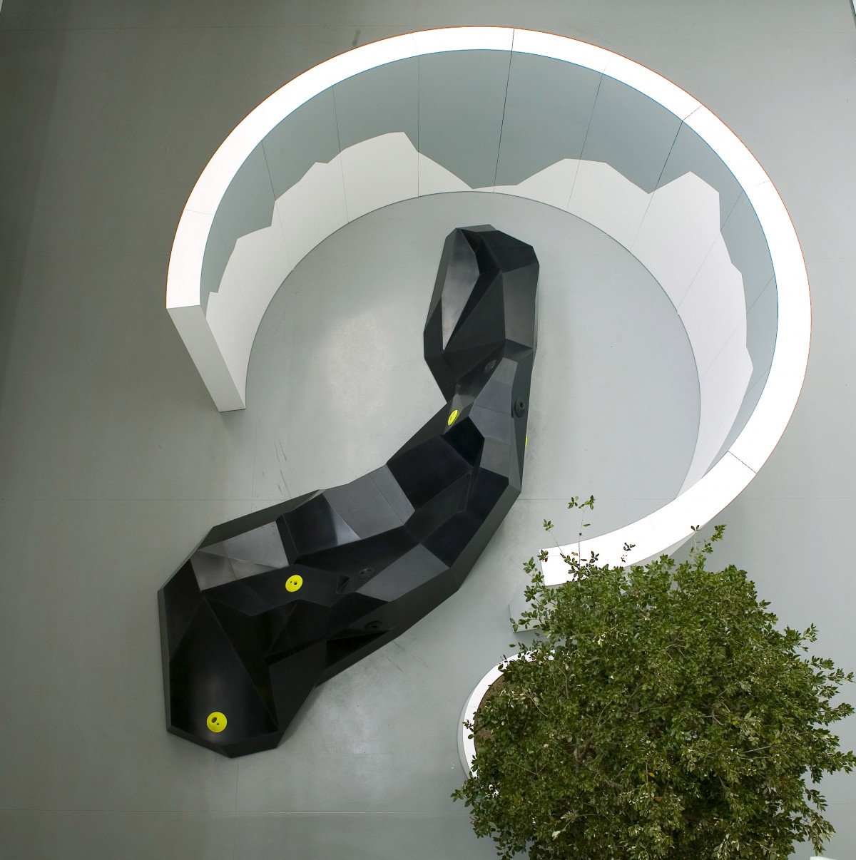 saporiti-italia_black-boulder_07-Black-Boulder-12-1200x1206