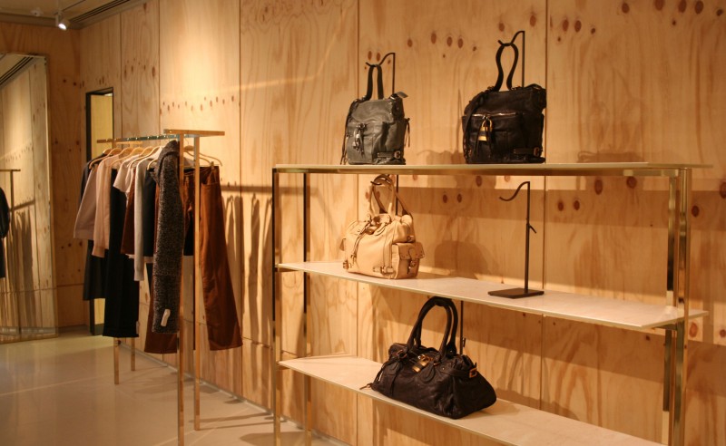 saporiti-italia_chloe-world_02-ChloE2809A-09-l