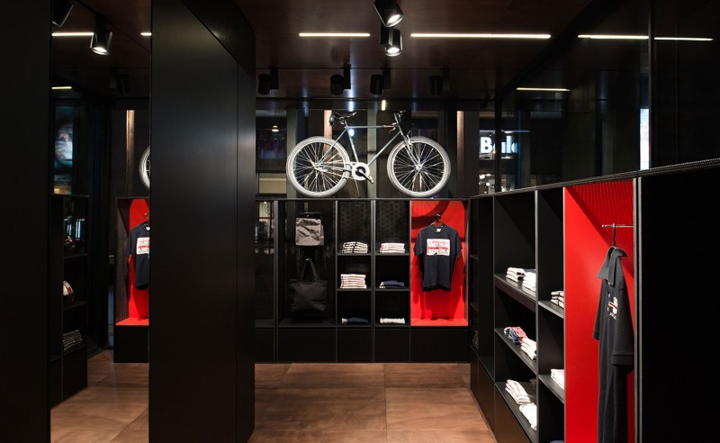 saporiti-italia_store-milano_05-Store-Milano-5-l