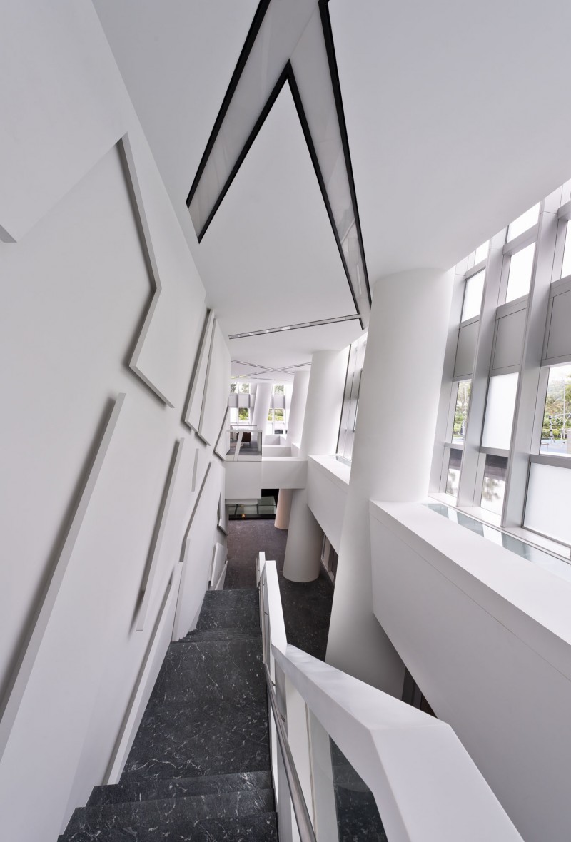 saporiti-italia_the-reflections-club-house_06b-Reflections-CH-04-l