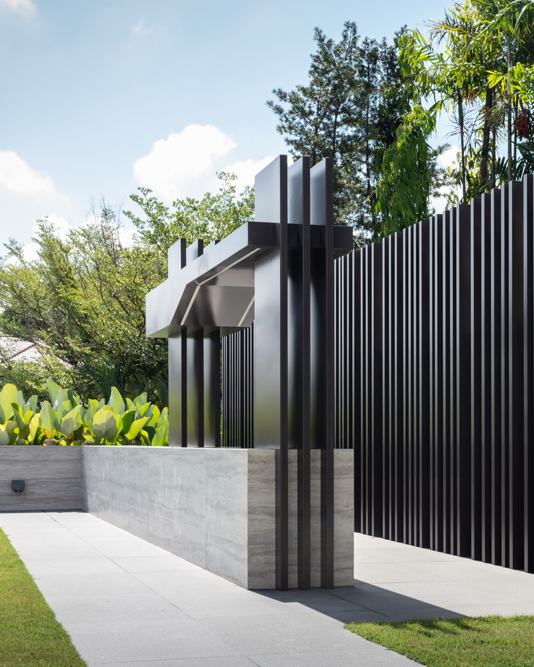 saporiti-italia_queen-astrid-gardens-villa_12QAG-19-Garden-7